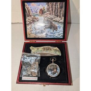 Kodiak Bear With Fish Boot Knife Wooden Case Pocket Watch Chain New